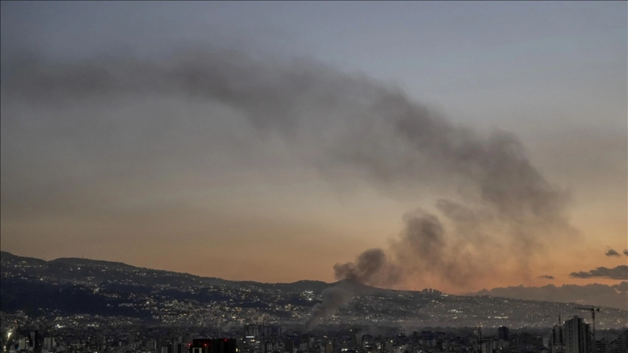 İsrail ordusu, son 24 saatte Gazze, Suriye ve Lübnan'da yaklaşık 40 hava saldırısı düzenledi