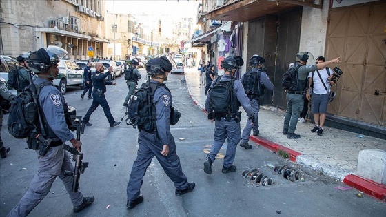 İsrail polisinden Kudüs’te Filistinlilere saldırı: 10 yaralı