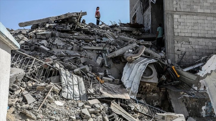 İsrail'in 274 gündür saldırılarını sürdürdüğü Gazze'de can kaybı 38 bin 98'e çıktı