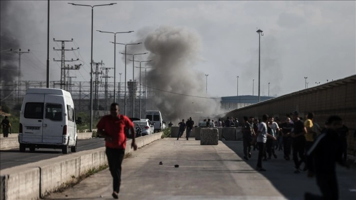 İsrail'in Gazze’deki saldırılarında 6’sı çocuk 26 Filistinli öldü