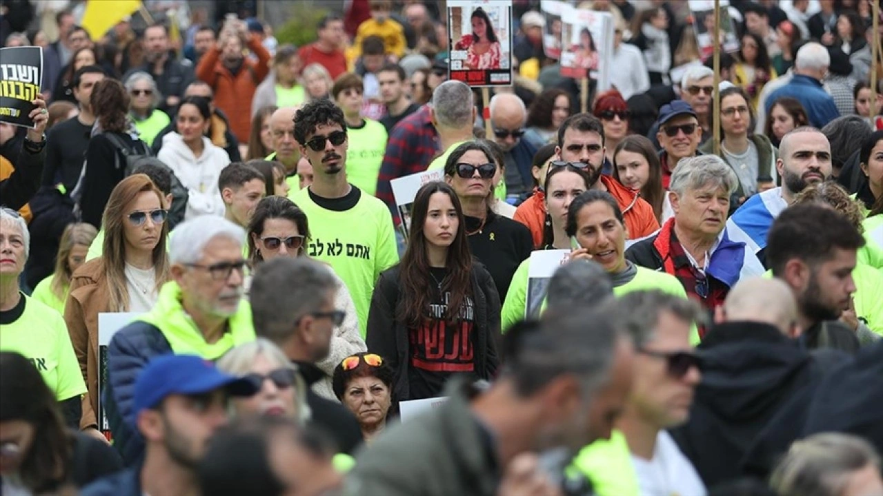 İsrailliler, Gazze’de esir takası anlaşmasının 2’inci aşamasına geçişte sorun çıkmasını istemiyor