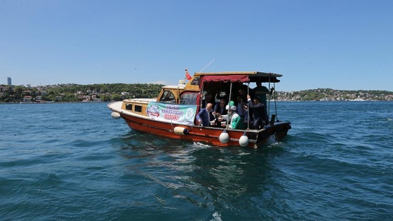 İstanbul Boğazı'na dostluk ve barış mayası çalındı