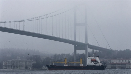 İstanbul Boğazı'nda gemi geçişleri çift yönlü trafiğe açıldı