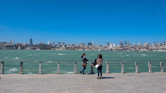 'İstanbul Boğazı'nda renk değişiminin nedeni poyrazın etkili olması'