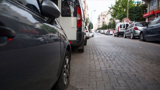 İstanbul'da 10 aracın lastiğini patlatıp kaçtılar