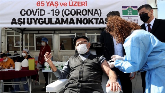 İstanbul'da 65 yaş üstünün aşılama oranı yüzde 91,2'ye çıktı