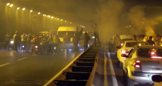 İstanbul’da asker uğurlama terörü kamerada