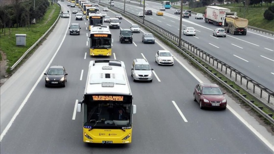 İstanbul'da aylık öğrenci kartı 40 liraya indirildi