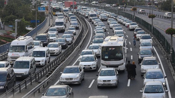 İstanbul'da bazı yollar trafiğe kapatıldı