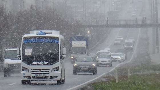 İstanbul'da bugün karla karışık yağmur bekleniyor