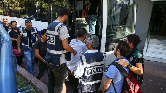 İstanbul'da FETÖ operasyonu: 136 kişi yakalandı