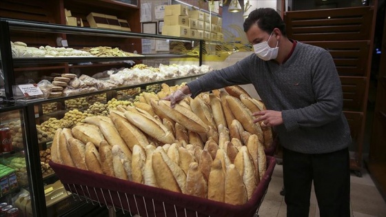 İstanbul'da fırınlar ekmek üretimine başladı