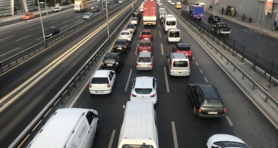 İstanbul'da kapatılan tüm yollar trafiğe açıldı!