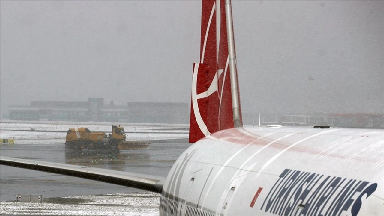 İstanbul'da beklenen kar yağışı sebebiyle 19-21 Şubat'ta bazı uçuşlar iptal edilecek