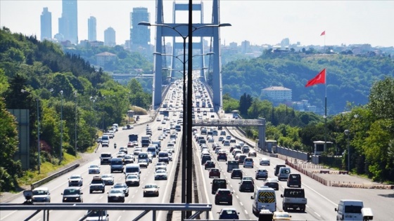 İstanbul'da kısıtlamasız ilk cumartesi gününde trafik yoğunluğu oluştu