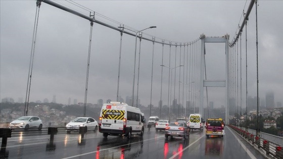 İstanbul'da yağışlı hava etkili oluyor