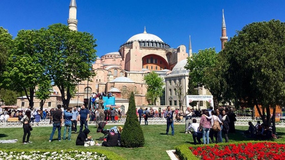 İstanbul dünyanın dört bir yanından turist çekiyor