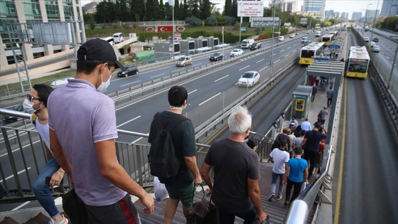 İstanbul İl Hıfzıssıhha Meclisi, Kovid-19'a ilişkin mesai düzenlemesi için toplandı