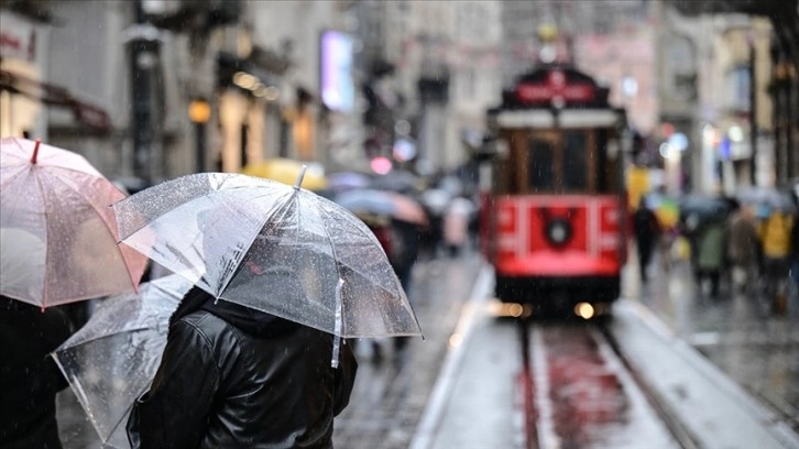 İstanbul ile Kırklareli ve Tekirdağ'ın doğusunda yerel kuvvetli yağış bekleniyor