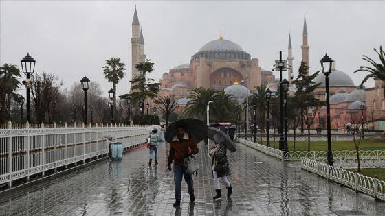 İstanbul, Kocaeli, Sakarya ile Yalova'da kuvvetli sağanak bekleniyor