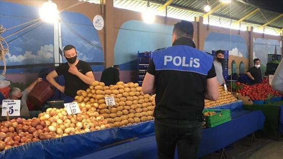 İstanbul polisinden koronavirüse karşı bilgilendirme çalışması