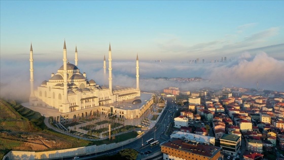 İstanbul’un bazı ilçelerinde sis etkili oldu