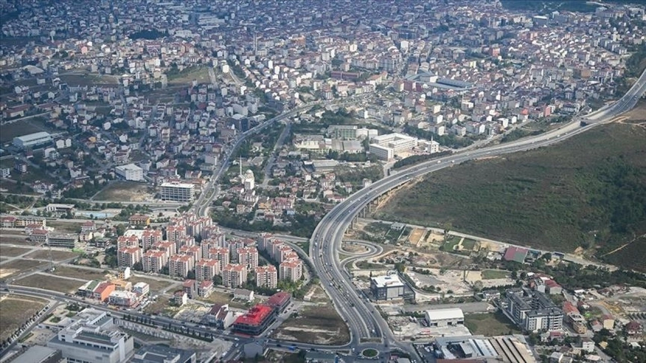 İstanbul'un Esenyurt ilçesi 57 ilden daha kalabalık