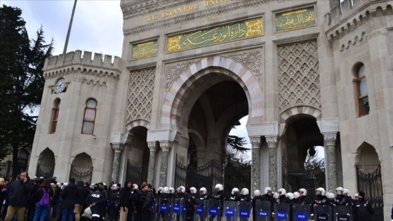 İstanbul Üniversitesi yemekhane ile ilgili aldığı kararı iptal etti