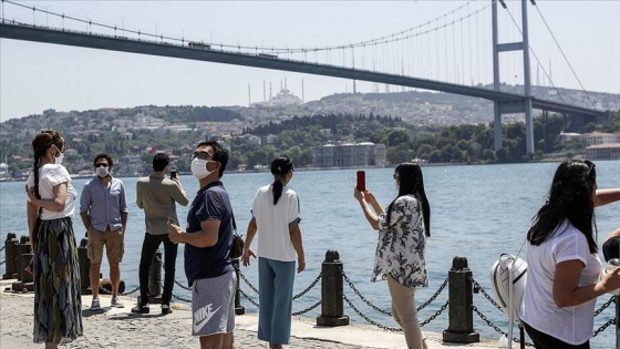 İstanbul yeni normalleşme sürecinin ilk hafta sonunu dışarıda geçirdi