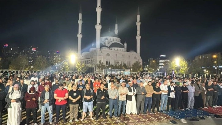 İstanbul'da İsrail'in Gazze'ye yönelik saldırıları protesto edildi