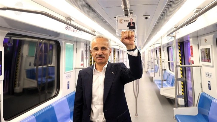 İstanbul'daki Gayrettepe-Kağıthane Metro Hattı yarın açılacak