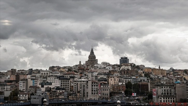 İstanbul'un birçok bölgesinde yağış etkili oluyor