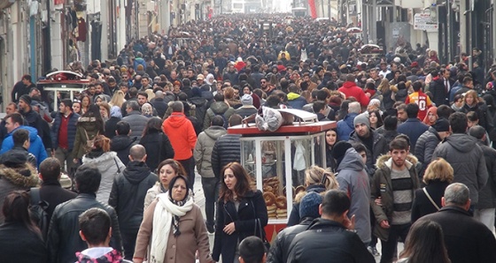 İstiklal Caddesi’nde 'insan seli' yaşandı