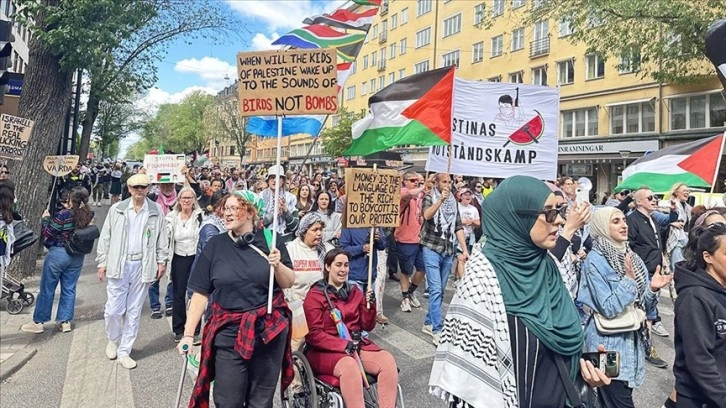 İsveç'te İsrail Büyükelçiliği önünde Filistin'e destek gösterisi düzenlendi