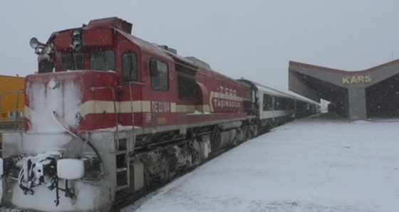 İsviçre&#039;den yola çıktı, Kars’a ulaştı