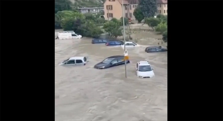İsviçre'de heyelan ve sel nedeniyle 4 kişi öldü