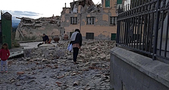 İtalya 6.2’lik depremle sarsıldı: 21 ölü