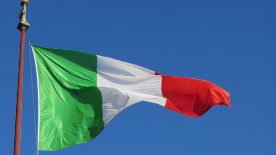 İtalya'da Gineli çocuğa ırkçı saldırı