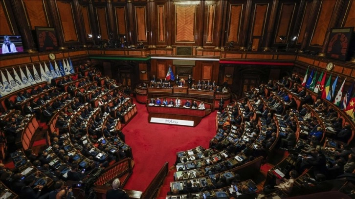 İtalya'da sağ iktidarın hazırladığı anayasa reformu parlamentodan ilk onayı aldı