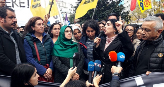 İzinsiz yürüyüş yapan HDP'li gruba polis müdahalesi