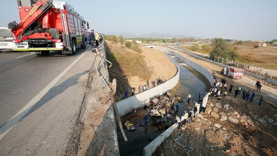 İzmir'de 23 kişinin öldüğü kazaya ilişkin 11 tutuklama