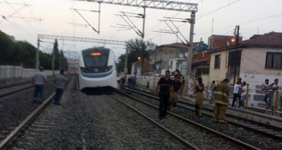 İzmir'de feci tren kazası