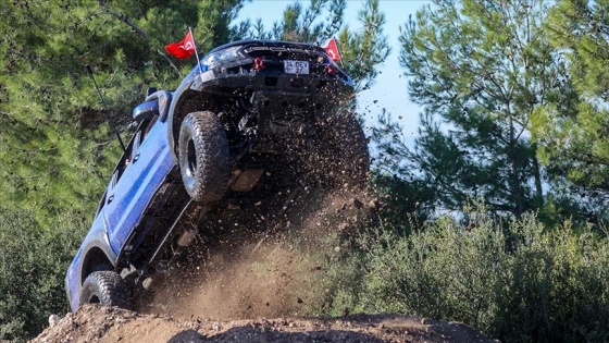 İzmir'de off-road yarışı düzenlendi