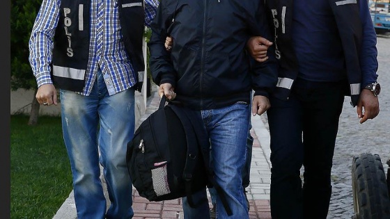 İzmir'deki FETÖ soruşturmasında 14 tutuklama
