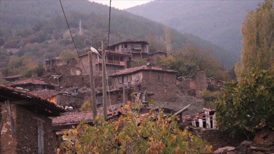 İzmir'in 'hayalet köyü'nde korku filmi çekiliyor