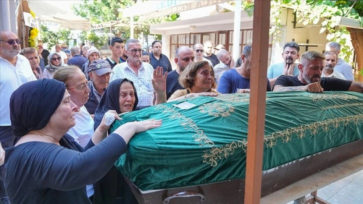 İzmir'de elektrik akımına kapılarak ölen İnanç Öktemay, son yolculuğuna uğurlandı