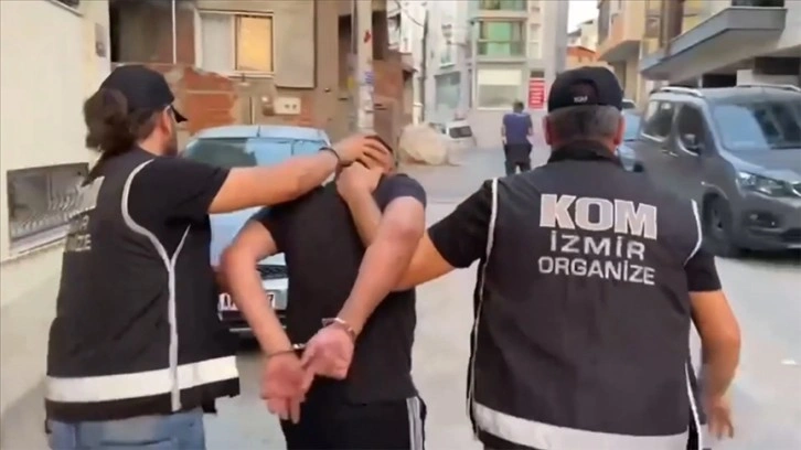 İzmir'de 'Kuyu-19' operasyonunda 15 şüpheli yakalandı