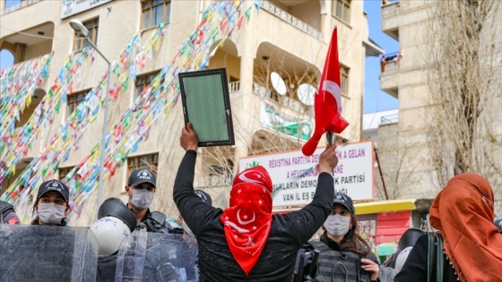 Jandarmanın raporu, kandırılarak PKK'ya katılan kadınlara HDP'nin aracılık ettiğini ortaya çıkardı