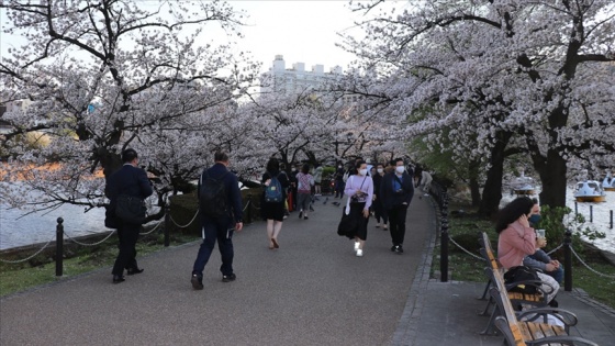 Japonya&#039;da Tokyo dahil 4 bölgede Kovid-19 nedeniyle OHAL ilan edildi