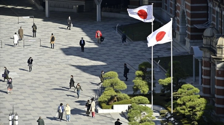 Japonya'da vakaların 3 milyonu aşması üzerine hükümet Kovid-19'a karşı uyarıları artırdı